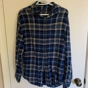 Croft&Borrow flannel! Size Small, but fits someone who normally wears a large.